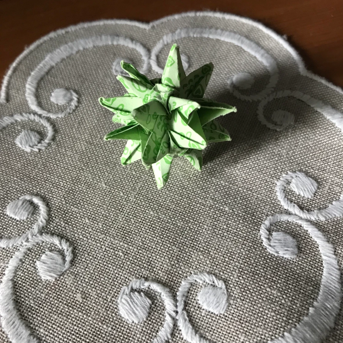 Origami dekoration prylar