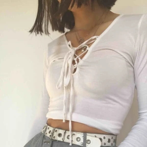  - Skitsnygg tröja från forever21 som tyvärr inte kommer till användning och förtjänar därför ett bättre hem