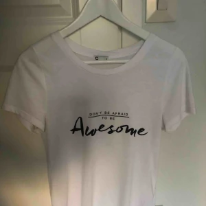  - T-shirt, använd några få gånger. Frakt ingår ej!