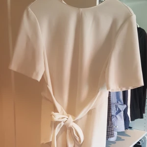  - Tröja från Zara. Knytband fram 