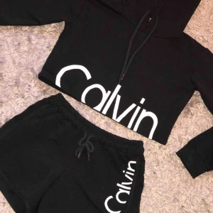  - Ett calvin klein sett