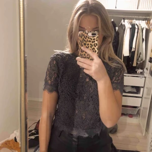  - Säljer blus från Zara!