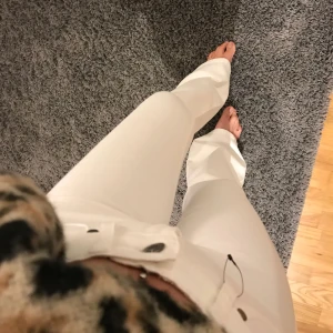 Jeans - Vita jeans boot cut från dr.denim jeansmakers Oanvänd, fint skick! 