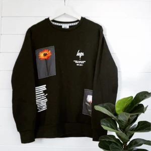  - Hype. Sweater.  Säljes då den inte används längre. Använd ett fåtal gånger.  Skick: Bra