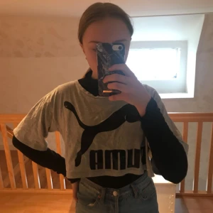  - Jättefin och skön puma croptop som inte riktigt kommit till användning. 45kr frakt :)