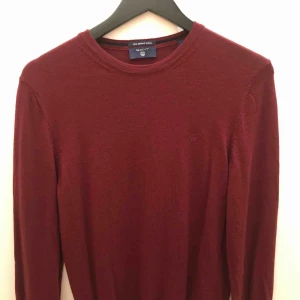  - 9/10 skick Säljes pga för liten Tunn och skönt material