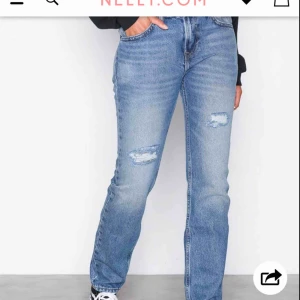 - Helt nya Lee jeans. Ursprungspris 1095kr säljes för 400kr, aldrig använda helt nya! Pris kan diskuteras