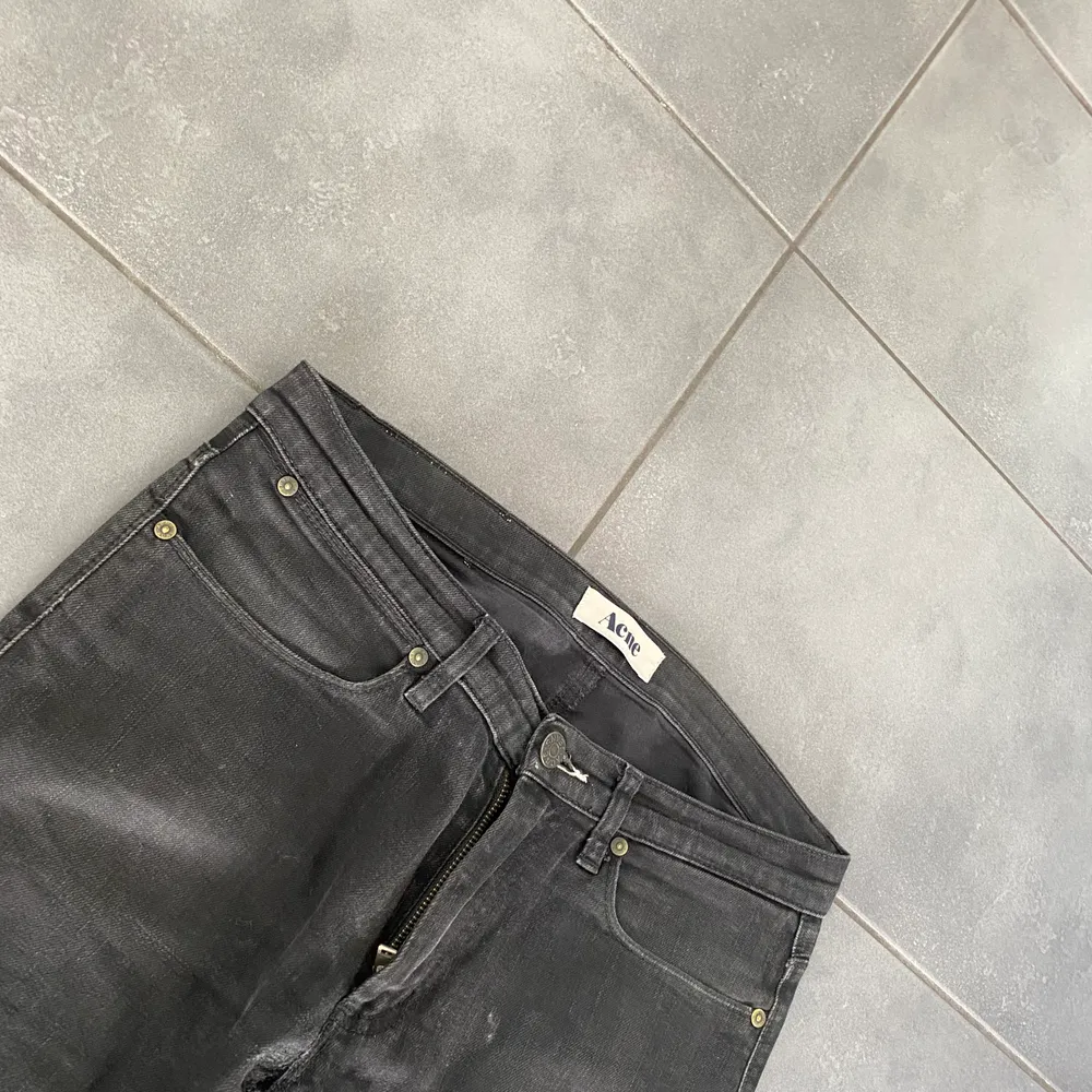 ACNE JEANS, Max cash, strl 29/32. Jeans & Byxor.