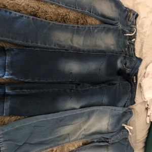 Barn Jeans pojke 40kr styck - Barn kläder 