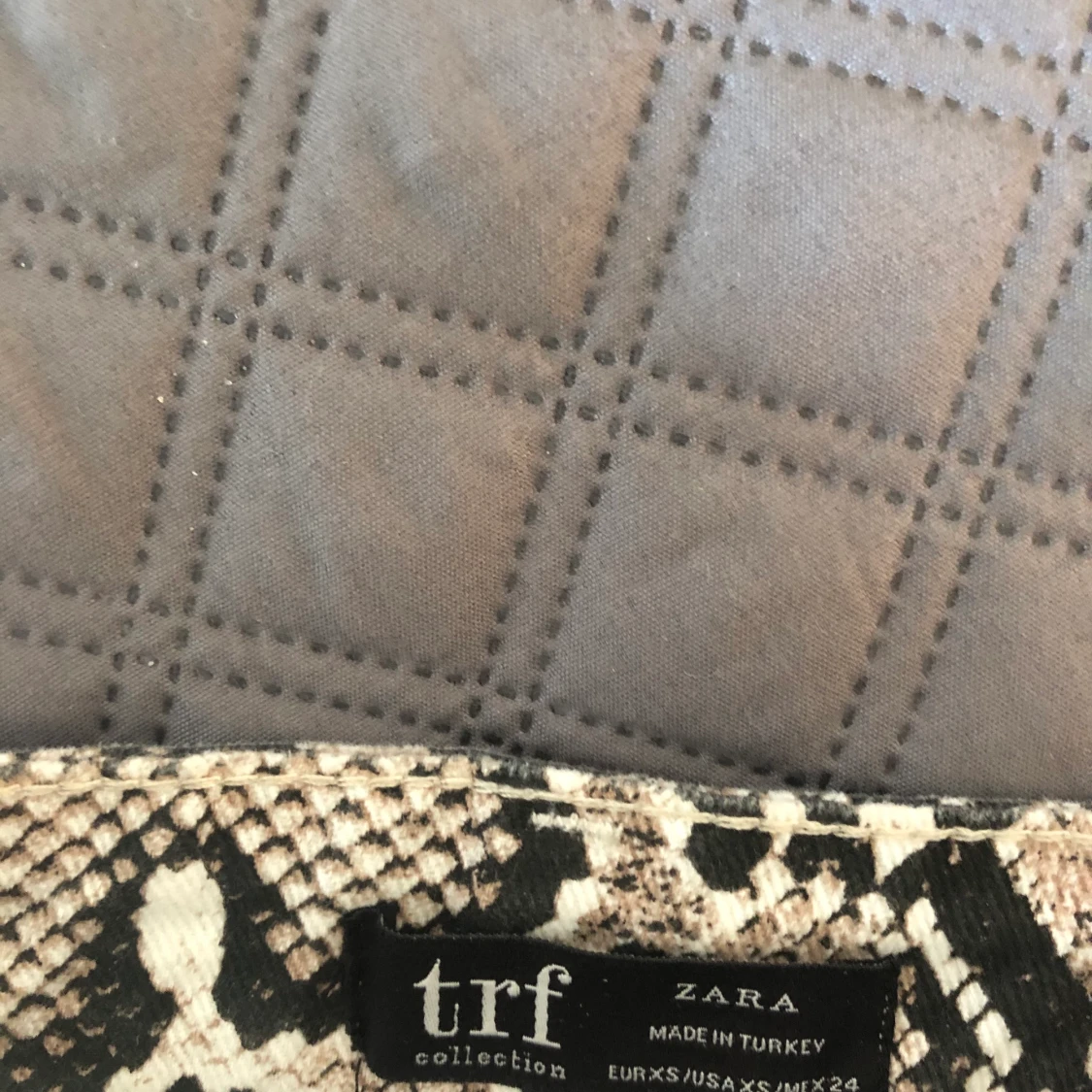 Jeanskjol ormmönster - 90