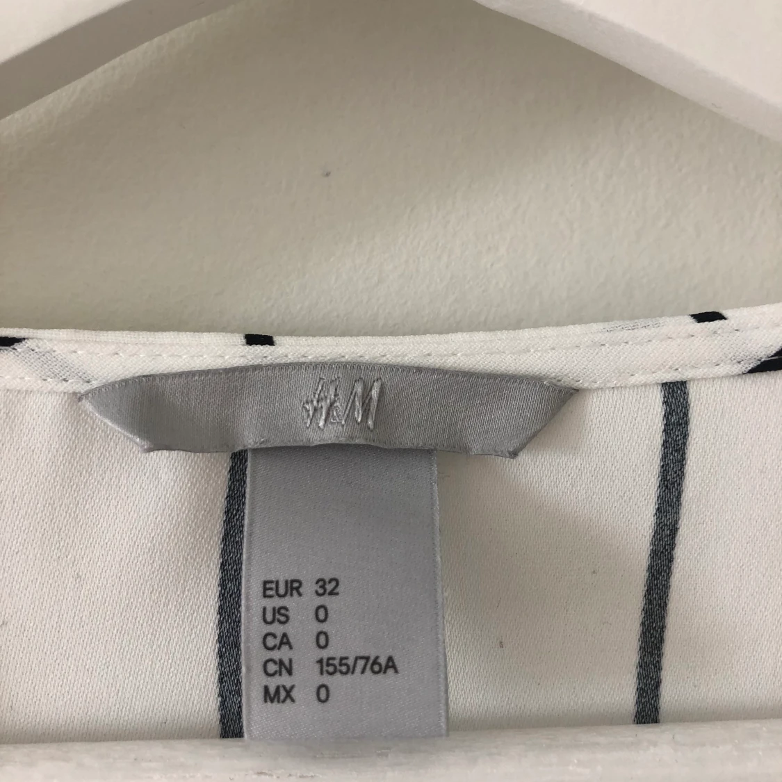 Randig Blus strl 32 - 90