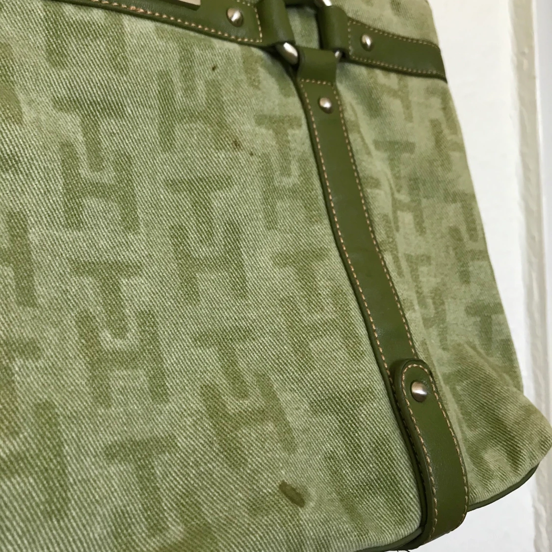 Grön handväska TH - 91