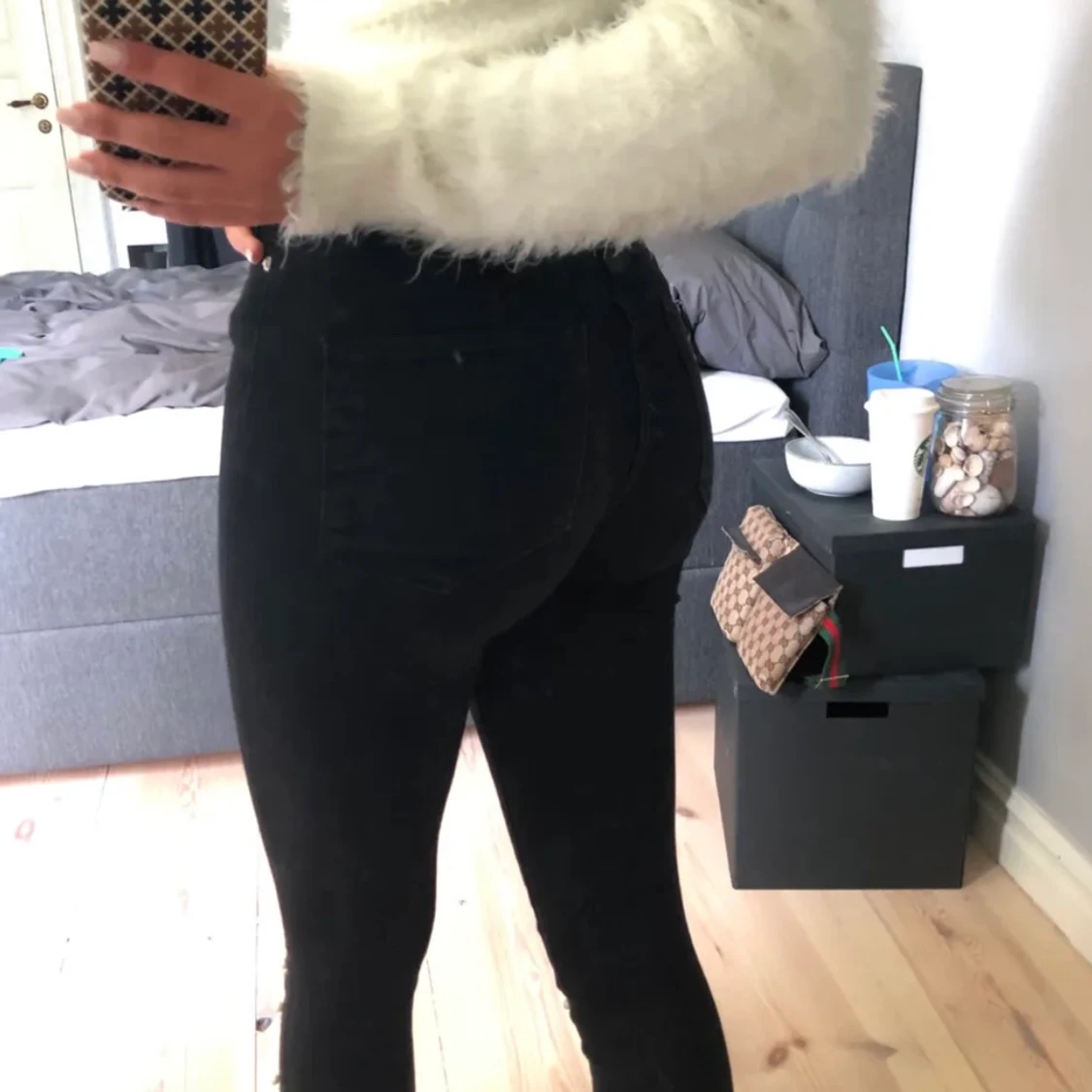 Svarta jeans med pärlor - 90