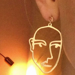 vackra örhängen - fint skick, knappt använda! kan frakta eller mötas på söder💗