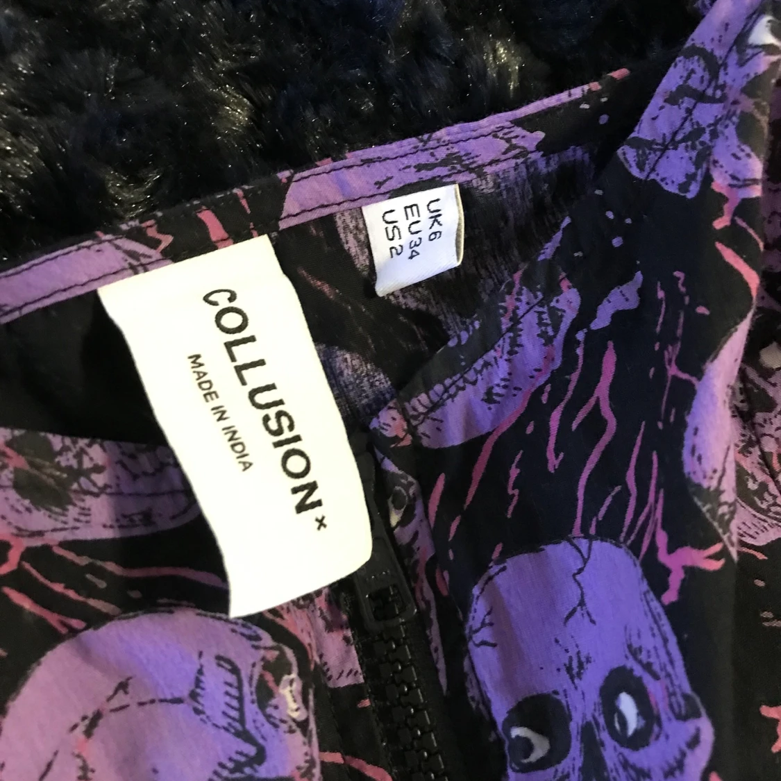 Lilla topp med döskallar Strl 34 - 90