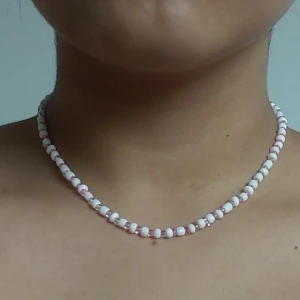 White and light pink handmade necklace  - White & pink handmade necklace made by me 💗.                                                   You can layer other necklaces with it 🍄                                                   length : 40 cm / aproximetly 15 inches. DM if you're interested 💗
