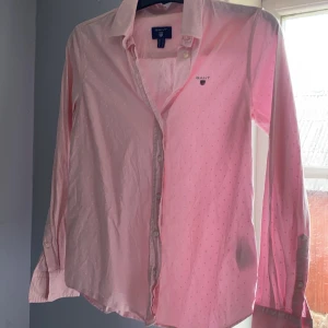 Gant skjorta  - Gant skjorta, använda vid några tillfällen 