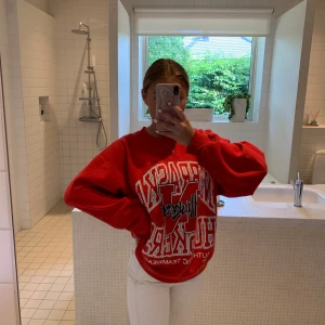 College tjocktröja från Usa - säljer denna då den inte kommer till användning