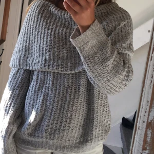 Gina tricot stickad tröja storlek M - Bra skick.