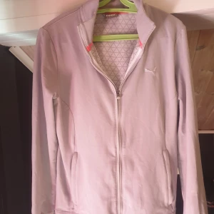 Puma -  Puma tröja.