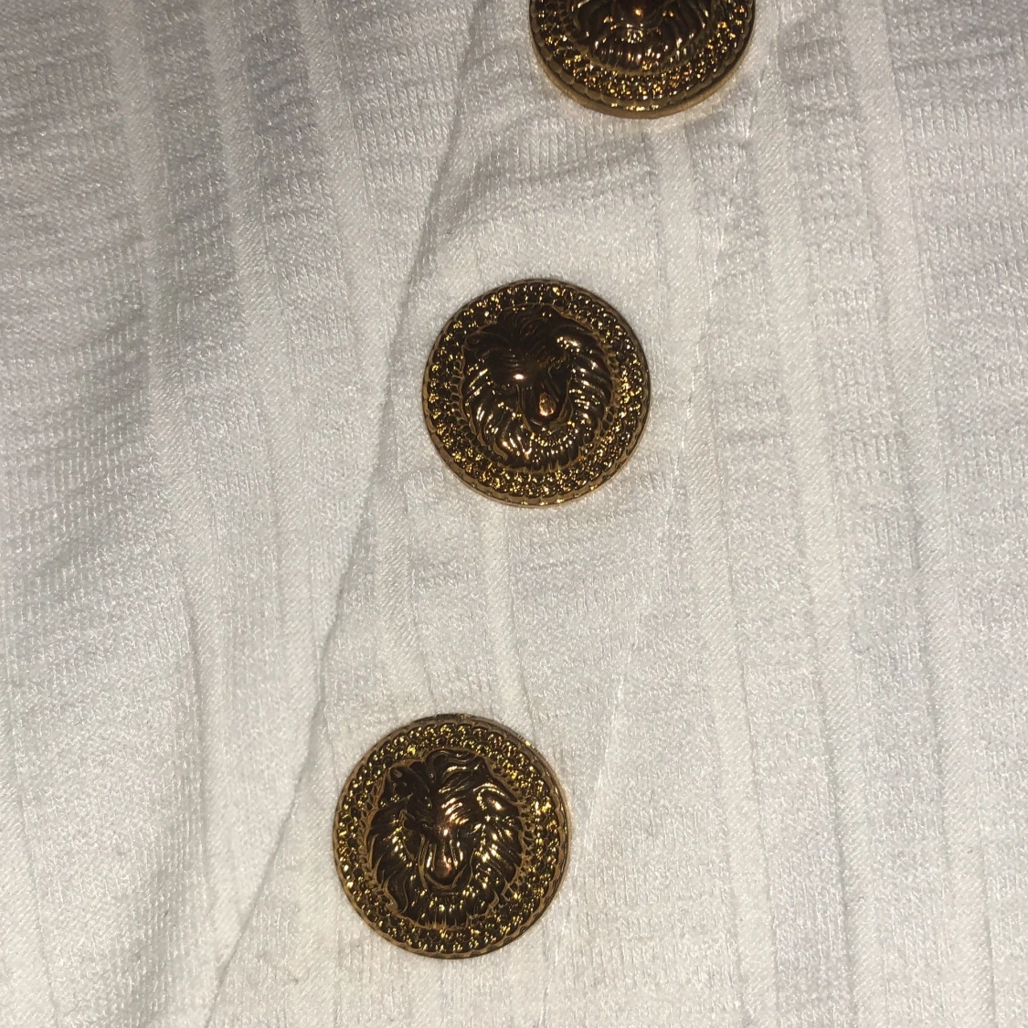 Fett fin vit tröja från Chiara Forthi🤍  - 90