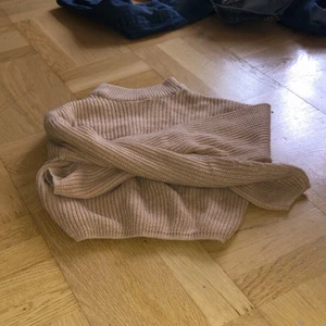 Fin - Fin stickad tröja beige! 