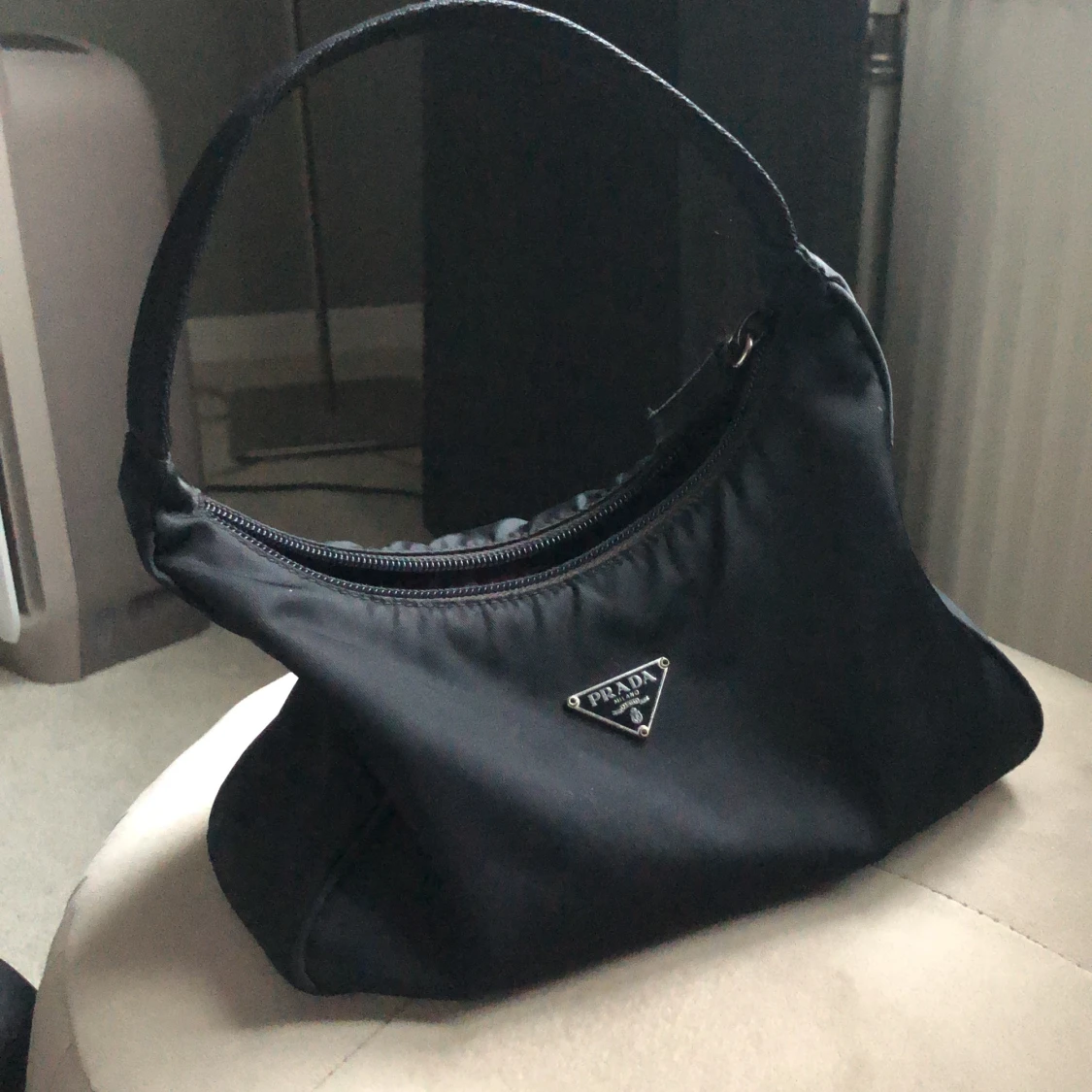 ÄKTA PRADA NYLON VÄSKA 
