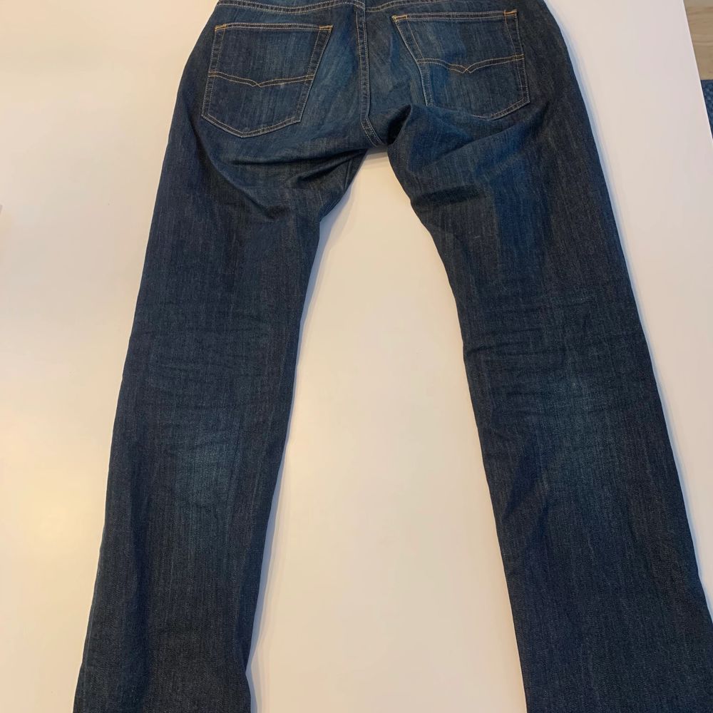 Grant Jeans - Jeans & Byxor | Plick Second Hand