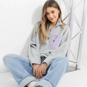Fleece  - Nästan oanvänd fleece ifrån monki, SLUTSÅLD ÖVERALLT. NYPRIS 420kr ❤️