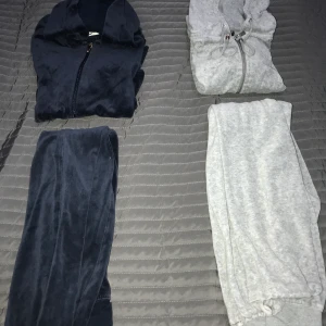 Mjukis set  - Säljer två mjukis set för 100 kr, kan även köpas separat för 60 kr st, båda är i strl xs, köparen står för frakten!