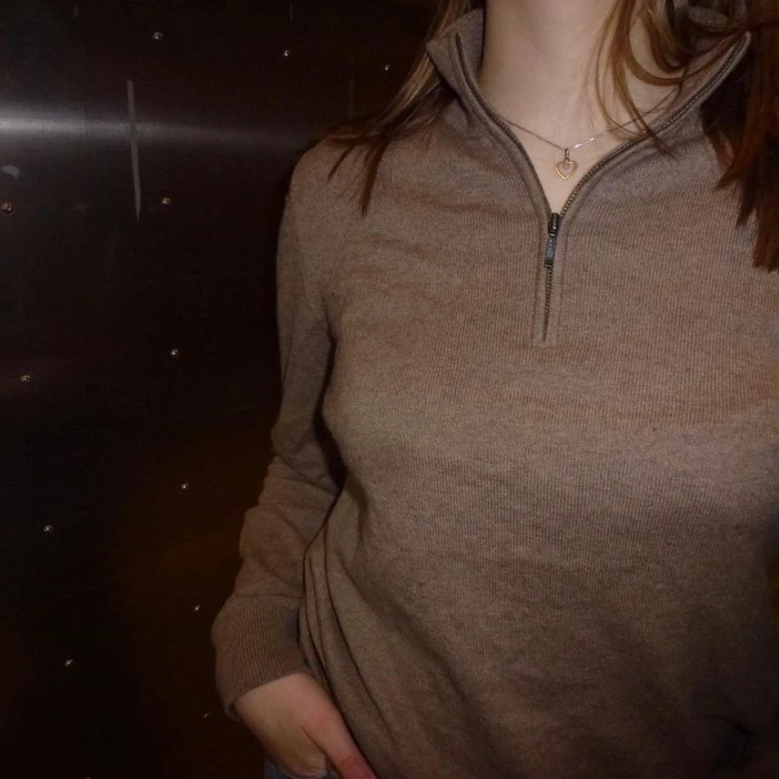 #1 BEIGE TRÖJA - 90