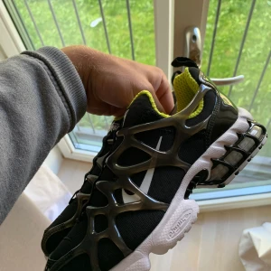 Nike Stussy Kukini Air Spiridon 2 - Exklusivt samarbete mellan Nike & Stussy som släpptes tidigare i år i väldigt begränsad upplaga. Helt nya i box!