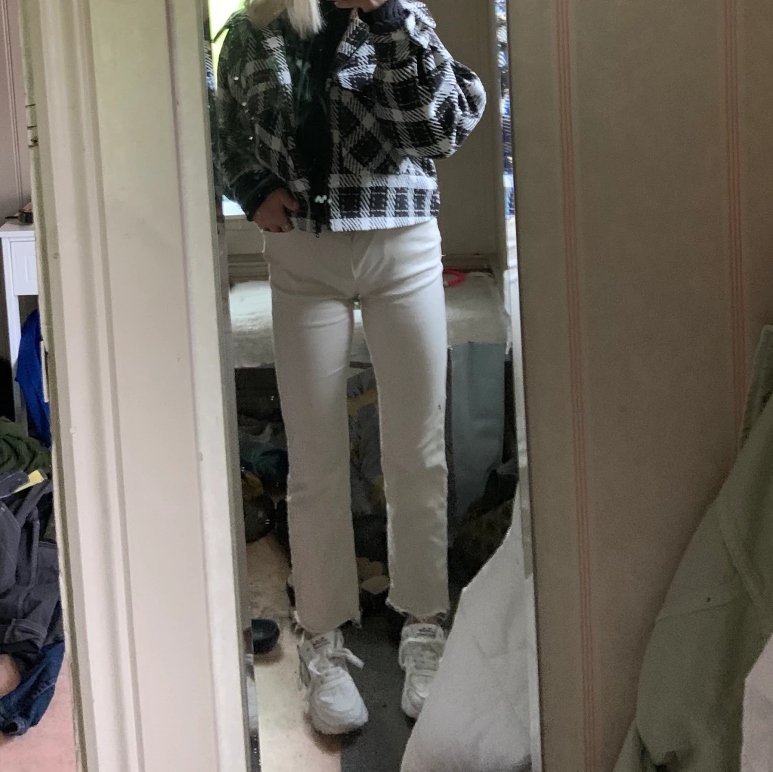 Vita jeans från Vero Moda stl 34, M - 90