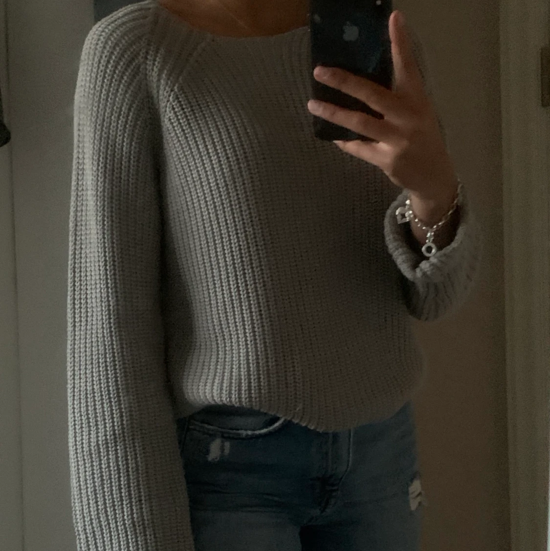 Grå stickad tröja  - 90