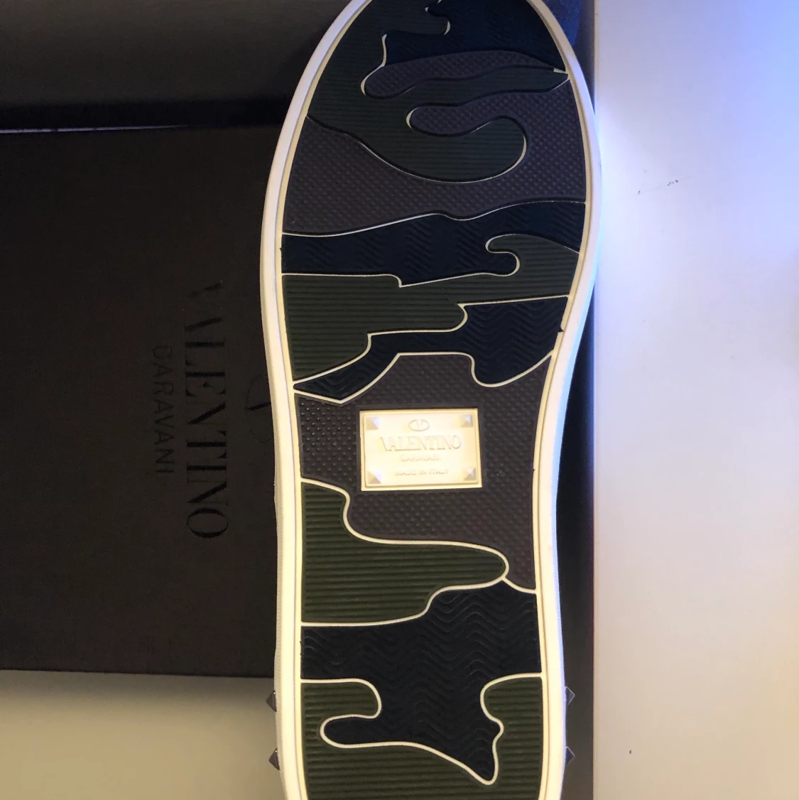 Valentino Flycrew Sneakers  - 91