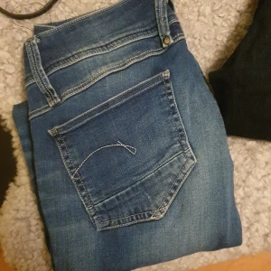 G-star - G-star jeans st: 28/30. Sparsamt använda 