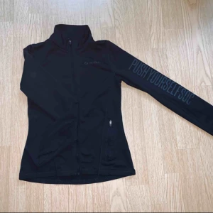  - träningsjacka från soc, fint skick