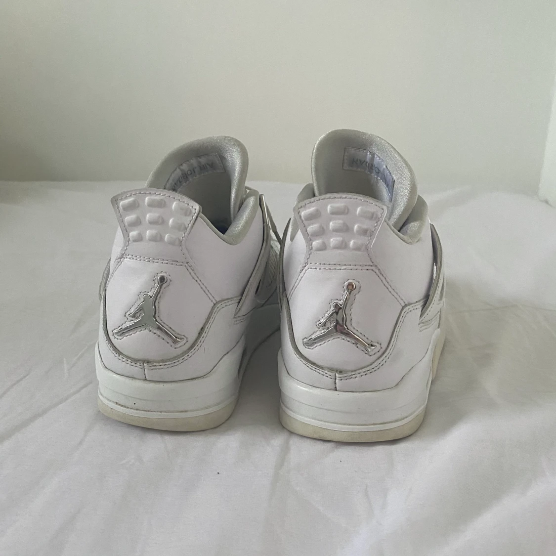 Jordan 4 Pure Money - 90
