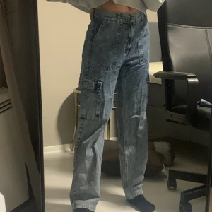 Junkyard jeans - Snygga jeans från junkyard i gott skick