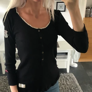  - Fin tröja från odd molly bra skick