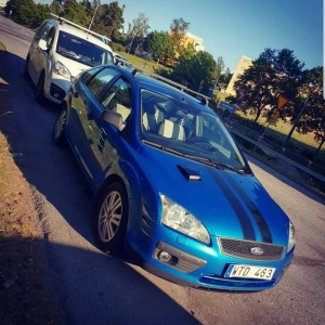  - Ford focus 06 1,6  Manuell Fungerar helt perfekt