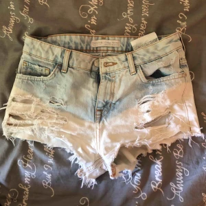  - Shorts som är använda några gånger  Frakt: 36kr