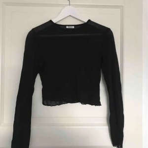  - Svart meshtröja från WEEKDAY 