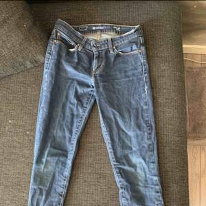 Ett par fina Levis jeans