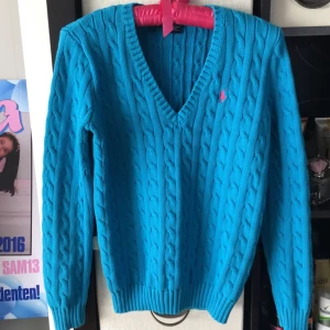  - RL tröja stl M, perfekt skick, kan tänka mig gå ner i pris vis snabb affär. 