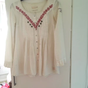  - En jätte finn tröja från Odd molly har inte använts mycket 