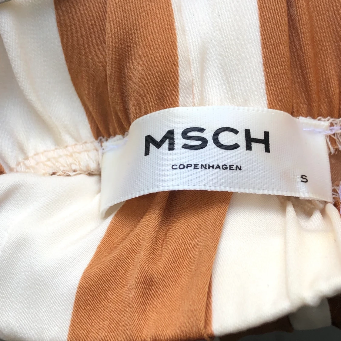 Härliga byxor i silkesmaterial! - 91