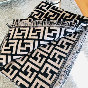 Fendi Scarf - A beautiful cozy Fendi original copy scarf polyester ticker with soft fabric, new and never use, good for this cold weather season! For only 699kr. 🦋💃🏼🧣💕👗