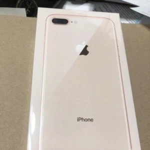  - Iphone 8 plus helt ny och fortfarande inplastad 