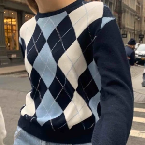  - Härlig stickad tröja från brandy Melville!  